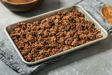 Homemade Healthy Chocolate Granola Breakfast Cereal