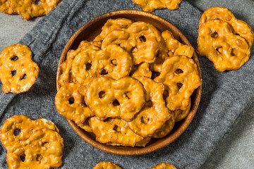 Organic Healthy Flat Pretzel Crisps