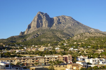 Obraz premium The panorama of Pick Puig Campana from Finestrat village, near Benidorm, Spain