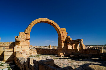 l'area archeologica dell'antico presidio militare romano di Ammaedara nei pressi della cittadina di...
