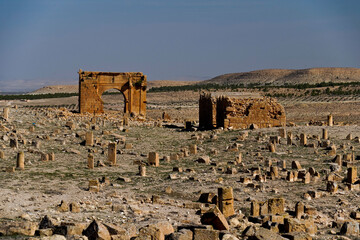 l'area archeologica dell'antico presidio militare romano di Ammaedara nei pressi della cittadina di...