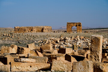 l'area archeologica dell'antico presidio militare romano di Ammaedara nei pressi della cittadina di...