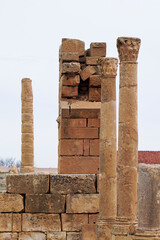 l'area archeologica dell'antico presidio militare romano di Ammaedara nei pressi della cittadina di...