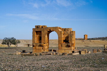 l'area archeologica dell'antico presidio militare romano di Ammaedara nei pressi della cittadina di...
