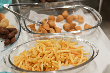salgadinhos fritos