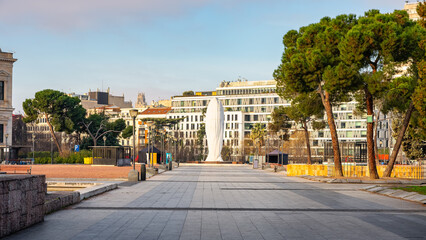 Plaza de Colon in the city of Madrid, a place where people gather in demonstrations and protests. © josemiguelsangar