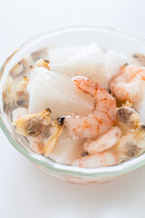 塩水につけたシーフードミックス　冷凍シーフードミックスの解凍方法