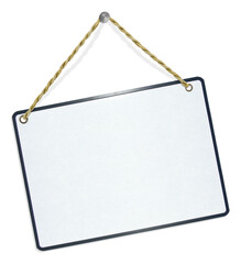 Plaque métallique accrochée  au mur