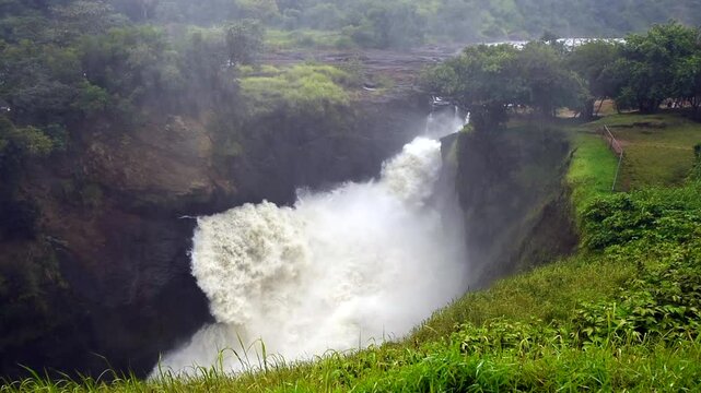 Murchison Falls, also known as Kabalega Falls, at the apex of Lake Albert on the Victoria Nile in&nbsp;Uganda