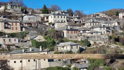 Obraz premium monodedri village in ioannina perfecture greece
