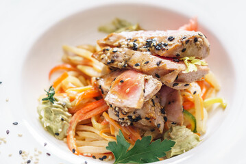 tuna with vegetables