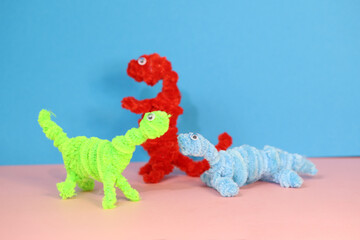 DIY Pipe Cleaner/DIY from Chenille Wire. Brontosaurus, Tyrannosaurus Rex and Plesiosaurus made from Pipe Cleaner. Idea for making dinosaurs. Children's imagination. 