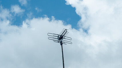 Analog TV Antennas – Outdated Yet Functional Technology