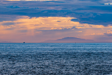 Fototapeta premium 海の向こう