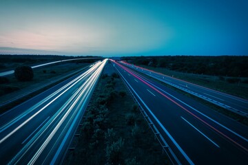 Obraz premium traffic on highway