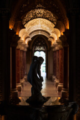 Fototapeta premium statue of virgin mary in the church