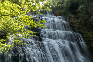 Cascade de l' éventail ,Cascades du Hérisson dans le Jura à Bonlieu au printemps , France