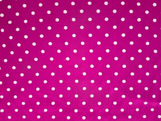 pink polka dots © lcwang
