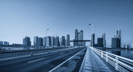 Fototapeta premium Serene Urban Cityscape: A Panoramic View of Modern Architecture