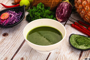 Vegan green cream spinach soup