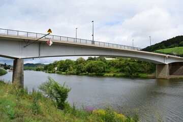 cross border bridge from Germany to Luxembourg 