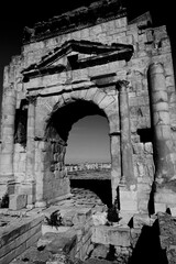 L'area archeologica di Mactaris,con i resti dell'antica città Romana,Makthar , Tunisia