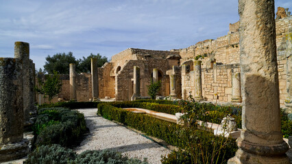 L'area archeologica di Dougga,Thugga,con gli spettacolari resti dell'antica città Romana...