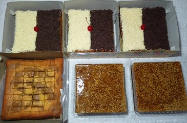 Decorated Cakes with Cheese and Chocolate: A Perfect Duo