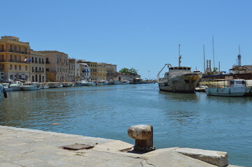 Fototapeta premium Mazzara del Vallo Sicilia il porto