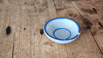 Ceramic cups for Thai desserts