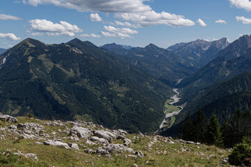 Fototapeta premium Tal in den Alpen