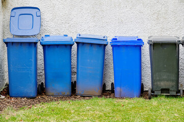 Obraz premium Wheelie bins in row for refuge collection outdoors