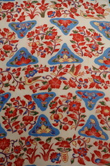 羽織の裏生地は更紗模様です