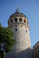 Obraz premium Galata Tower in Beyoglu, Istanbul, Turkiye