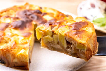 りんごとさつま芋のケーキ