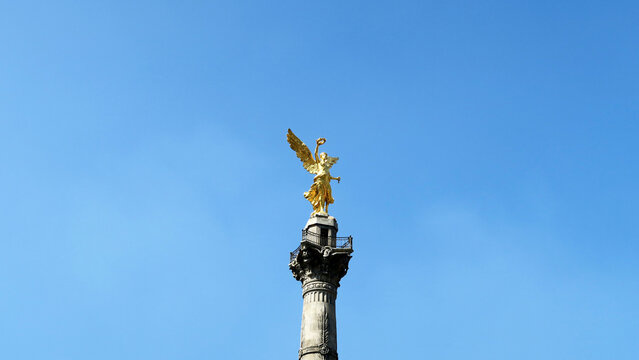 &Aacute;ngel de la Independencia, Paseo de la Reforma en Ciudad de M&eacute;xico