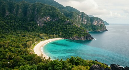 Obraz premium Spectacular Tropical Beach Scenery with Turquoise Waters and Lush Greenery