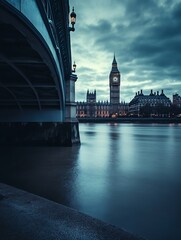 Fototapeta premium Beautiful evening view of Big Ben and the Houses of Parliament in London under moody sky : Generative AI