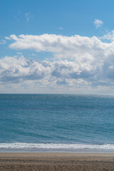 青い空と青い海と砂浜
