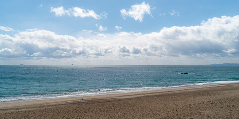 青い空と青い海と砂浜