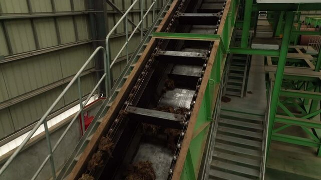 Pulp and Paper Raw Material Conveyor System: Transporting Raw Material Oil Palm EFB