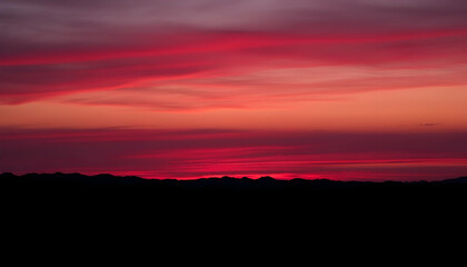 Obraz premium Fiery Sunset Landscape Dramatic Red Sky Cloudscape Nature Photography
