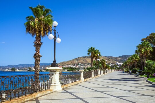 Lungomare Falcomat&agrave;, Reggio Calabria, Italy, Europe