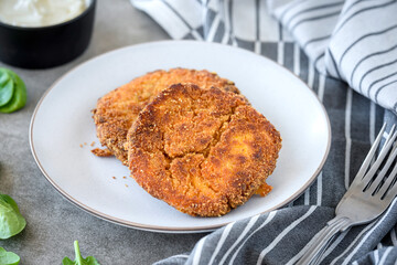 Spicy Carrot Burgers 