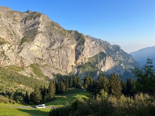 Rocky alpine peaks above Lake Melchsee or Melch Lake in the Uri Alps mountain massif, Kerns - Canton of Obwalden, Switzerland (Kanton Obwald, Schweiz)