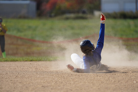 softball player