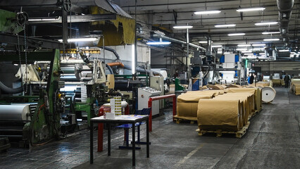 Naklejka premium Flexo press for printing label