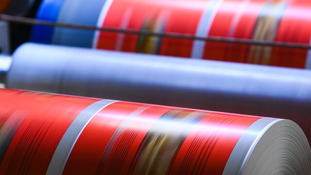 Flexo press for printing label