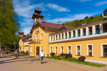 Stare łazienki mineralne w Krynicy.