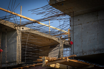 orillas de rio Nilo con en desierto a los lados Egipto